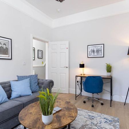 Modern & Stylish Home At The Corner Of Famous Penny Lane In 리버풀 외부 사진