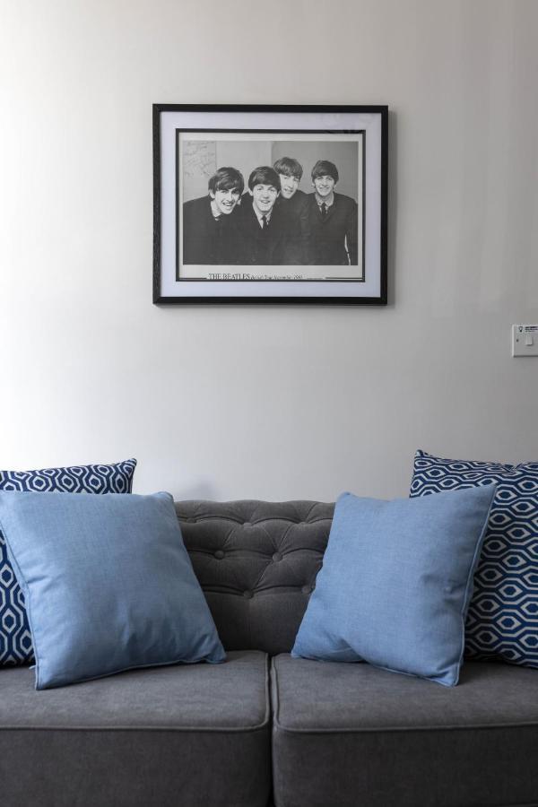 Modern & Stylish Home At The Corner Of Famous Penny Lane In 리버풀 외부 사진