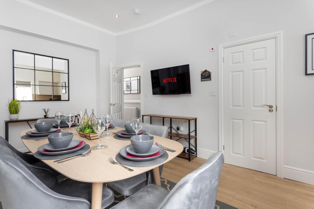 Modern & Stylish Home At The Corner Of Famous Penny Lane In 리버풀 외부 사진