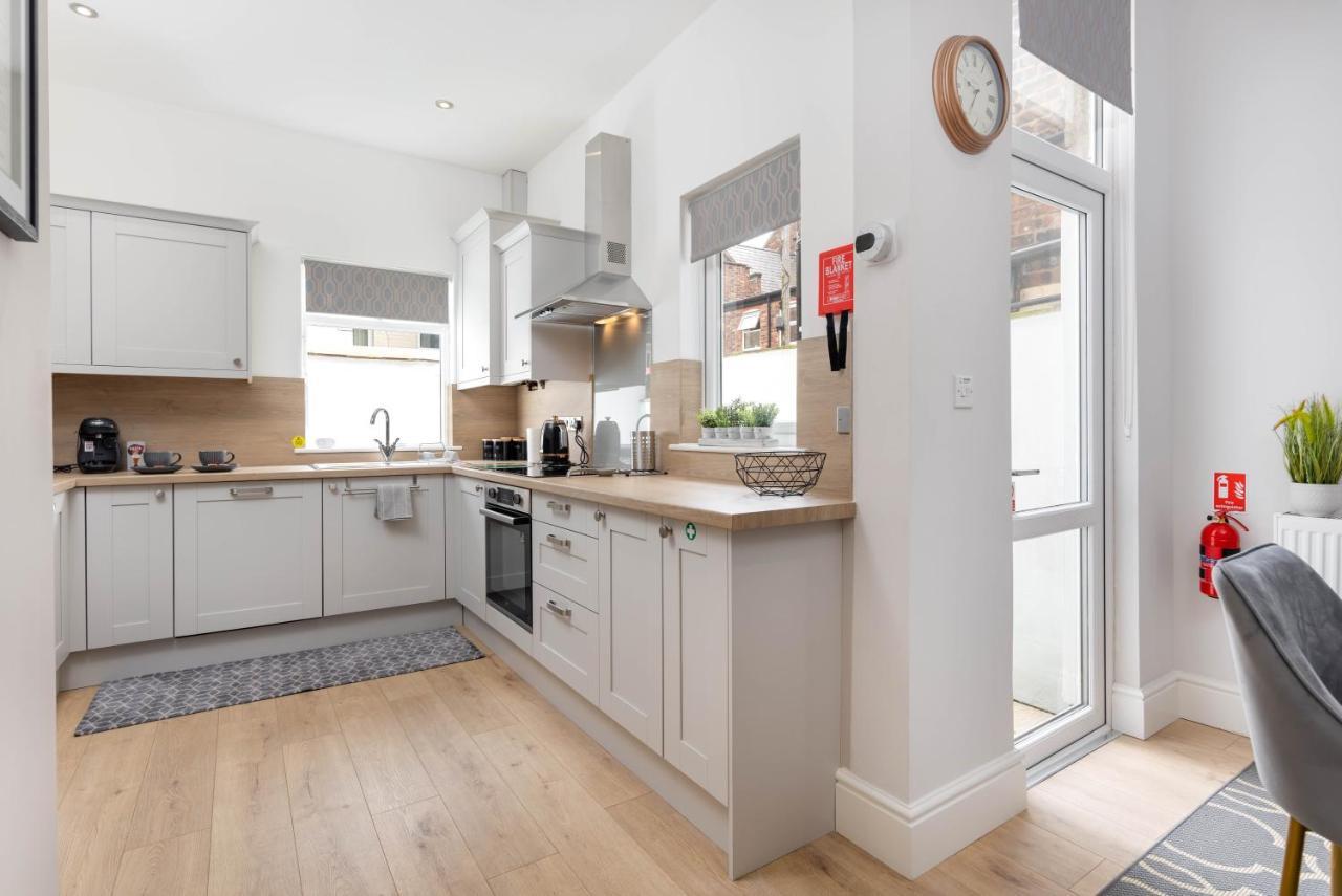 Modern & Stylish Home At The Corner Of Famous Penny Lane In 리버풀 외부 사진